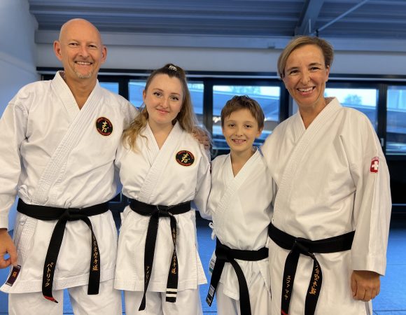 In dieser karateverrückten Horwer Familie sind jetzt alle Schwarzgurt-Träger